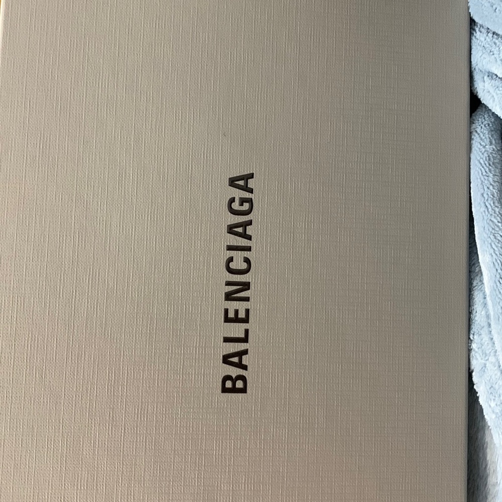 Balenciaga knife pump shiny fabric silver size 38